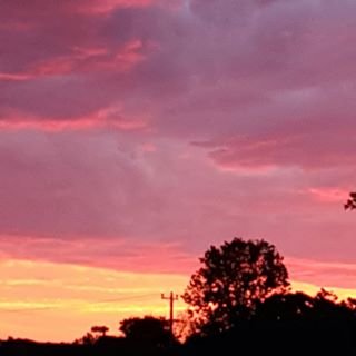  The most beautiful sunset tonight. Absolutely no filter! #sunset #beautiful #clouds #sunday #melbourne 